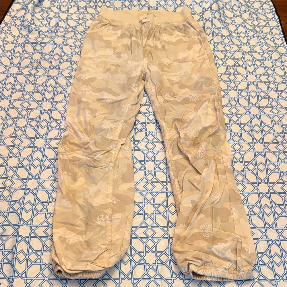 OshKosh B'gosh Girl’s Tan Camo Pants.